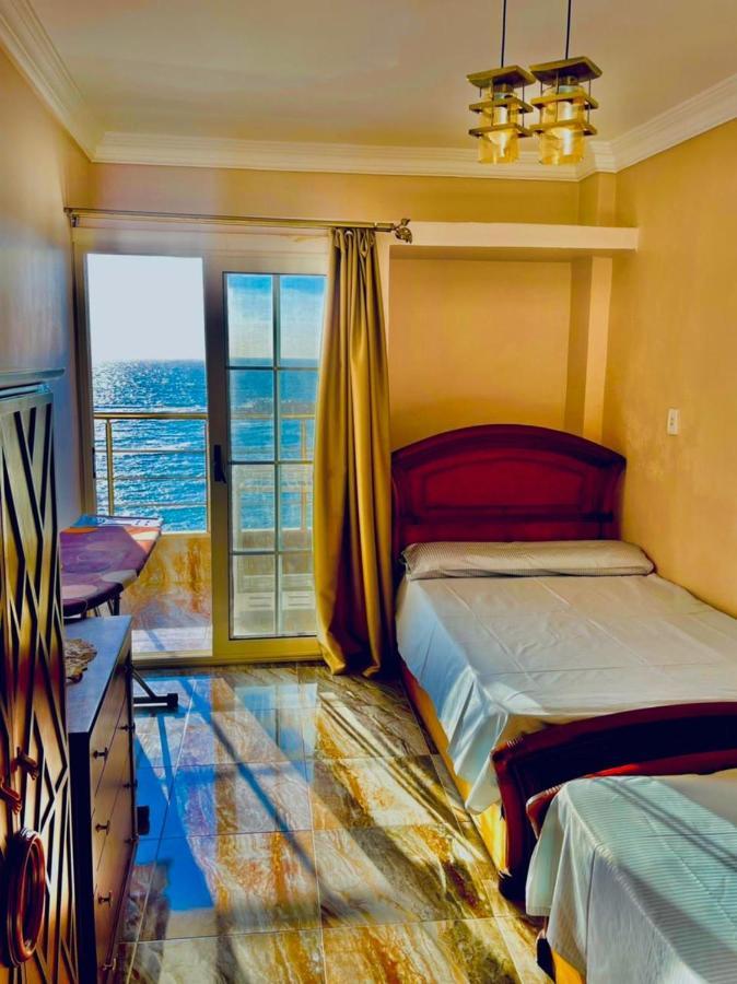 Italian Apartment Александрия Екстериор снимка