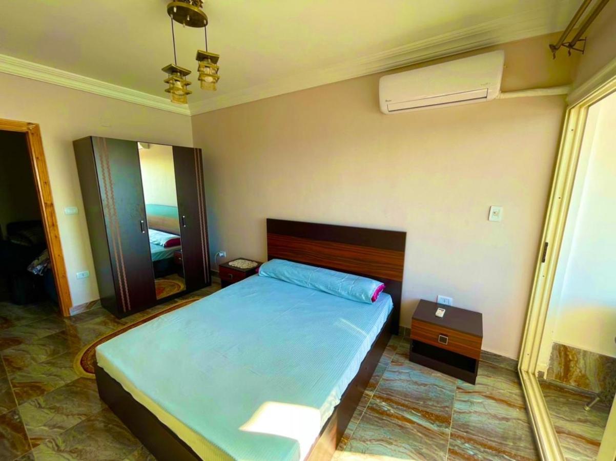 Italian Apartment Александрия Екстериор снимка